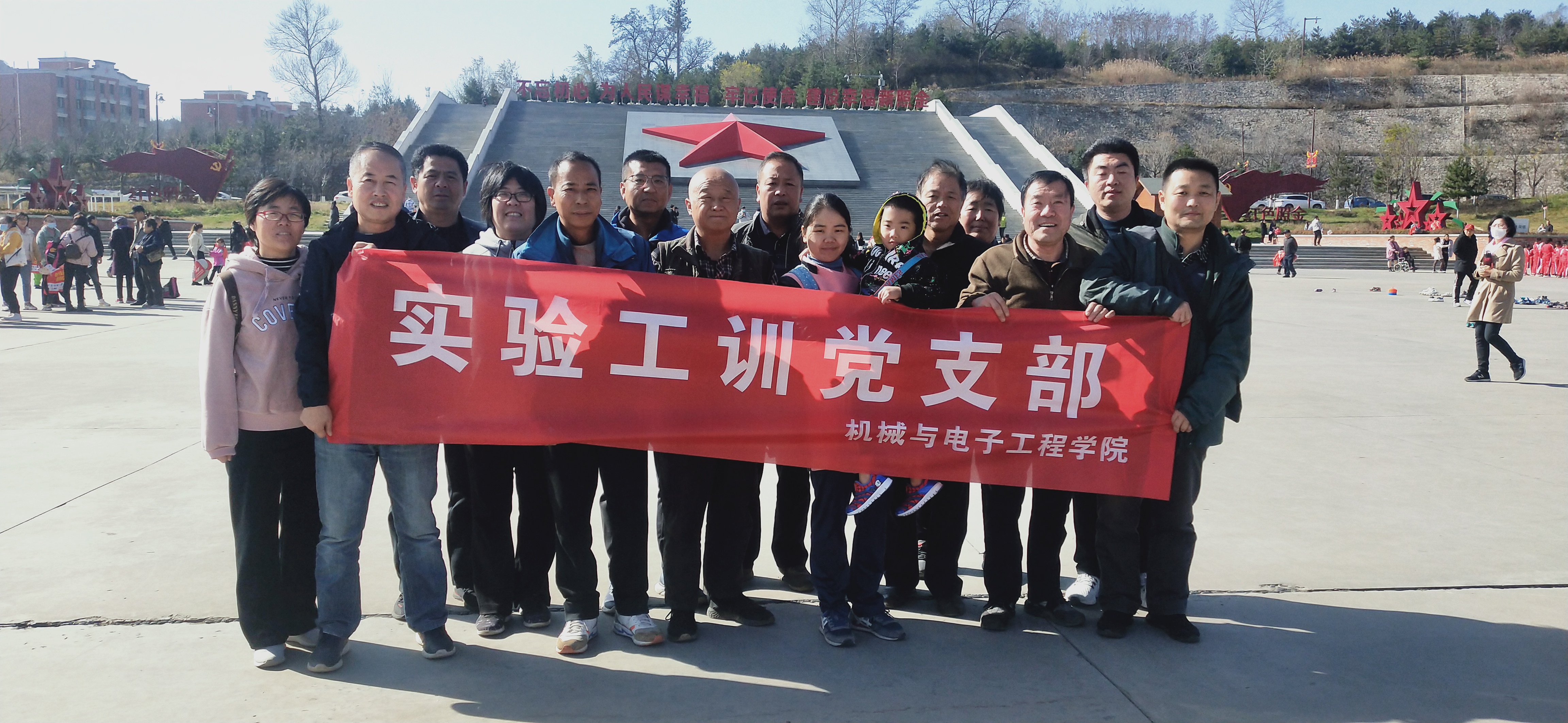 672f2f4b9b3941b29e38baaf7ea2a24f.jpg 672f2f4b9b3941b29e38baaf7ea2a24f.jpg