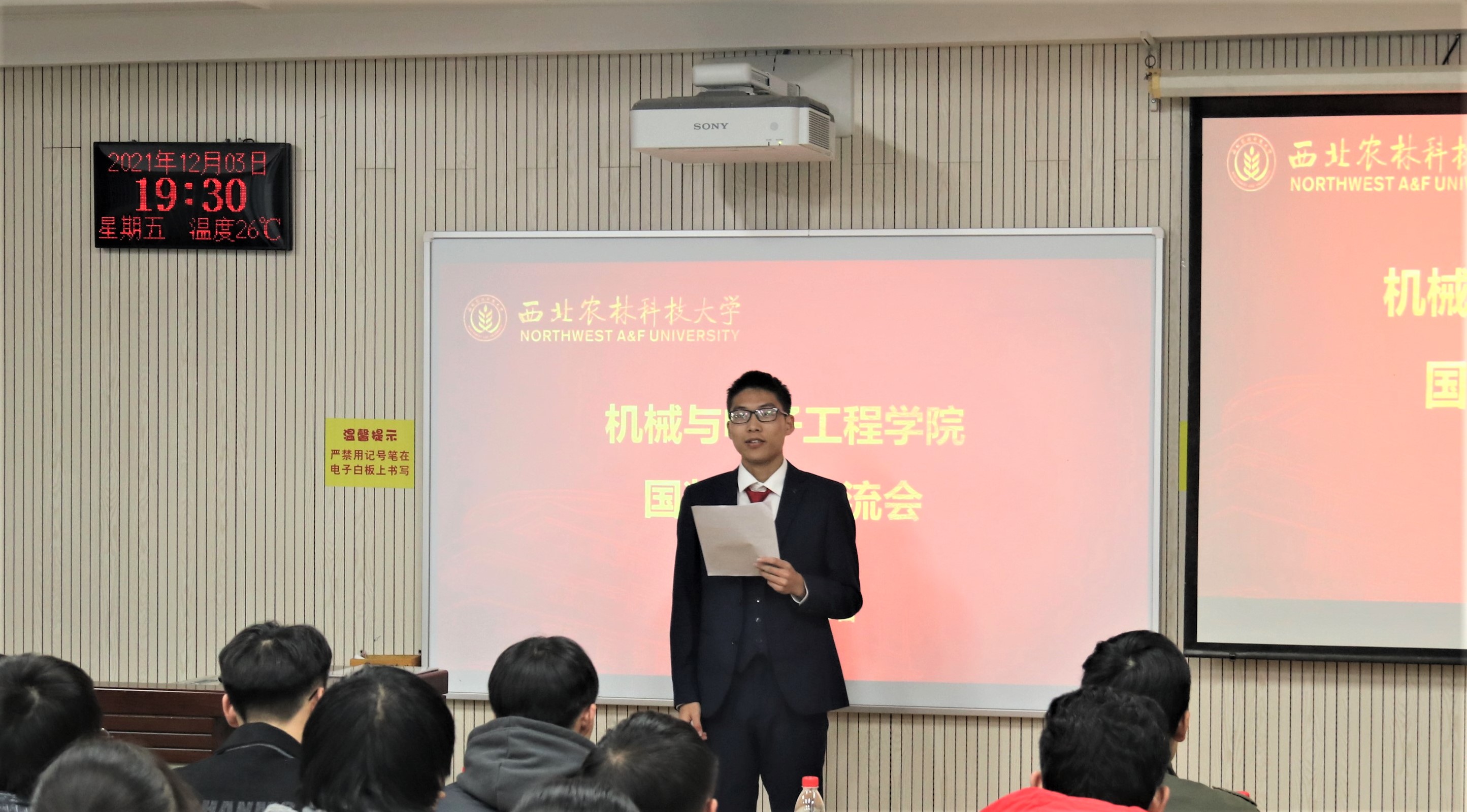 4bec287301cd4adcaaca9290d020e0f1.jpg 4bec287301cd4adcaaca9290d020e0f1.jpg