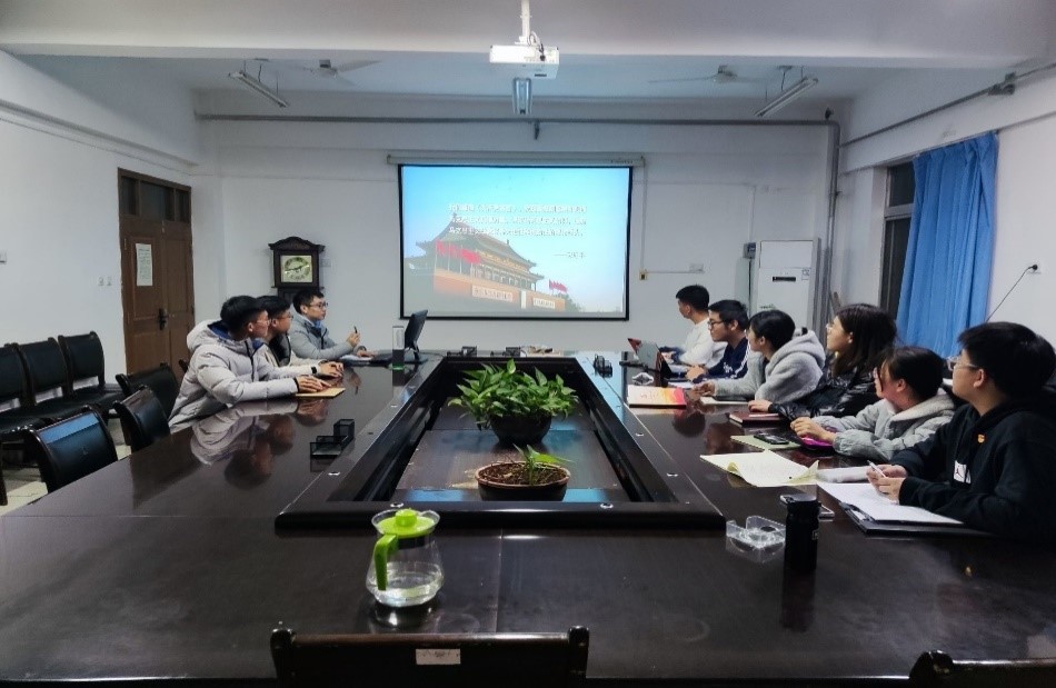 c90e8c7a5dab4480a5a9fbc0524d1c9c.jpg c90e8c7a5dab4480a5a9fbc0524d1c9c.jpg