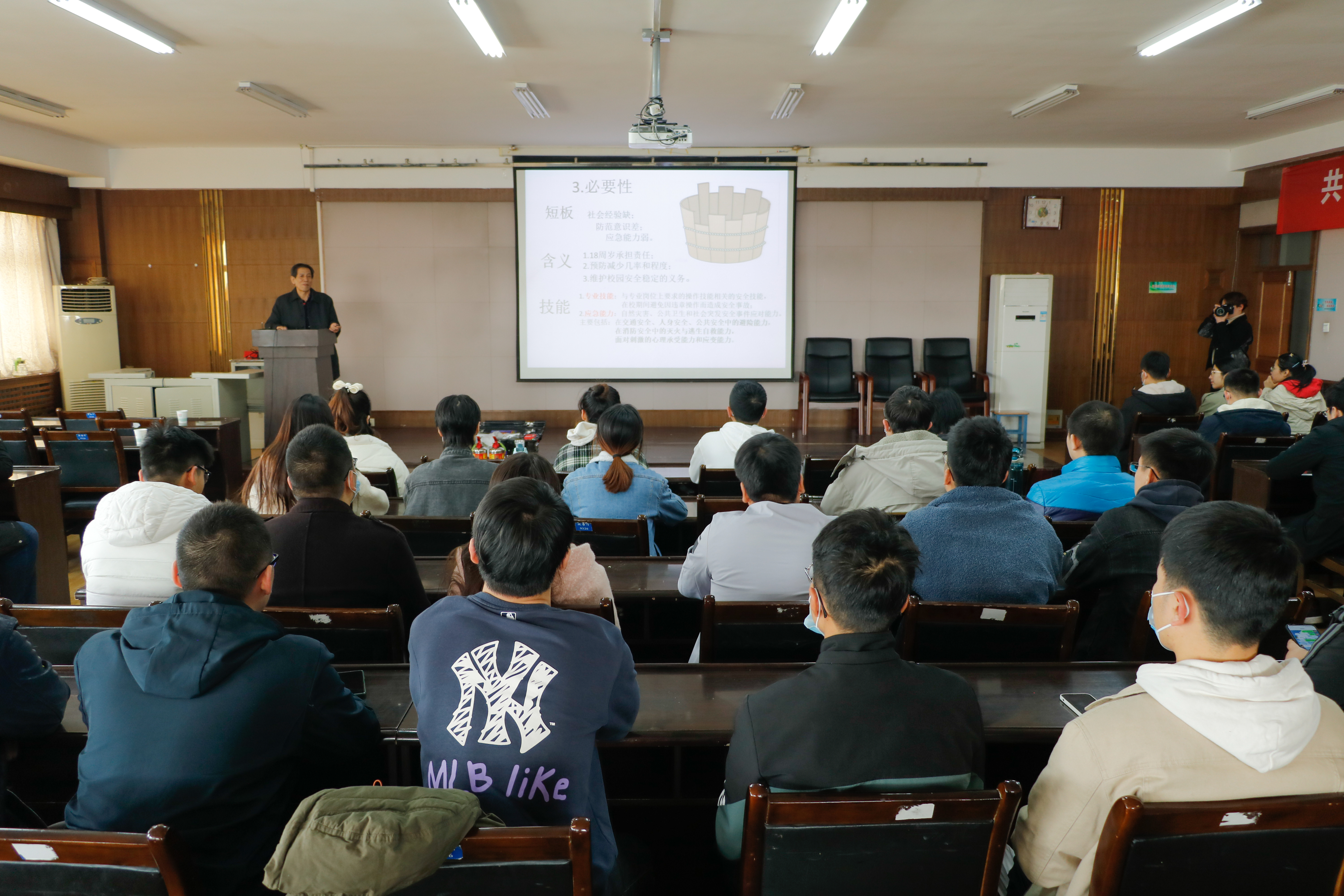 5a9e5b6a559a4a3f96e72b36be4b4a42.jpg 5a9e5b6a559a4a3f96e72b36be4b4a42.jpg