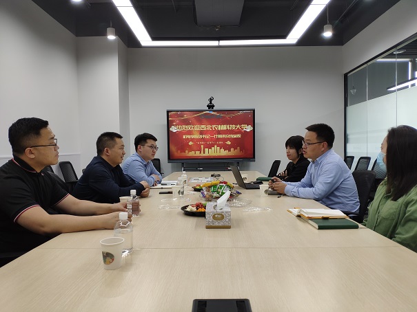 60686bf6dc4846f6ba44940814416211.jpg C875AF3C9361FFBD0BF23C759ED56F9D.jpg